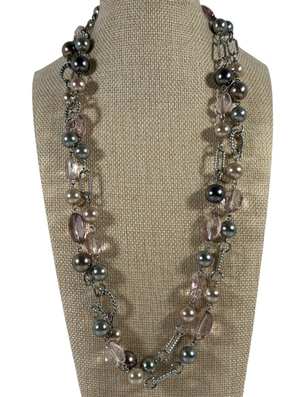 Premier Designs Long Faux Pearl Pink Beaded Necklace Silver Tone Textured Links